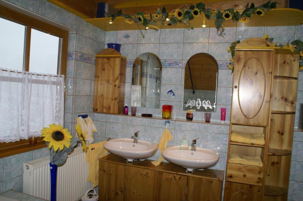 Vreni'S Gaestezimmer Himmelried الغرفة الصورة
